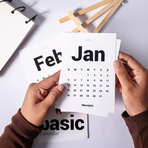 Basic 2025 Desk Calendar