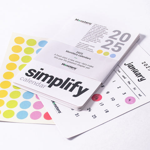 Simplify 2025 Desk Calendar